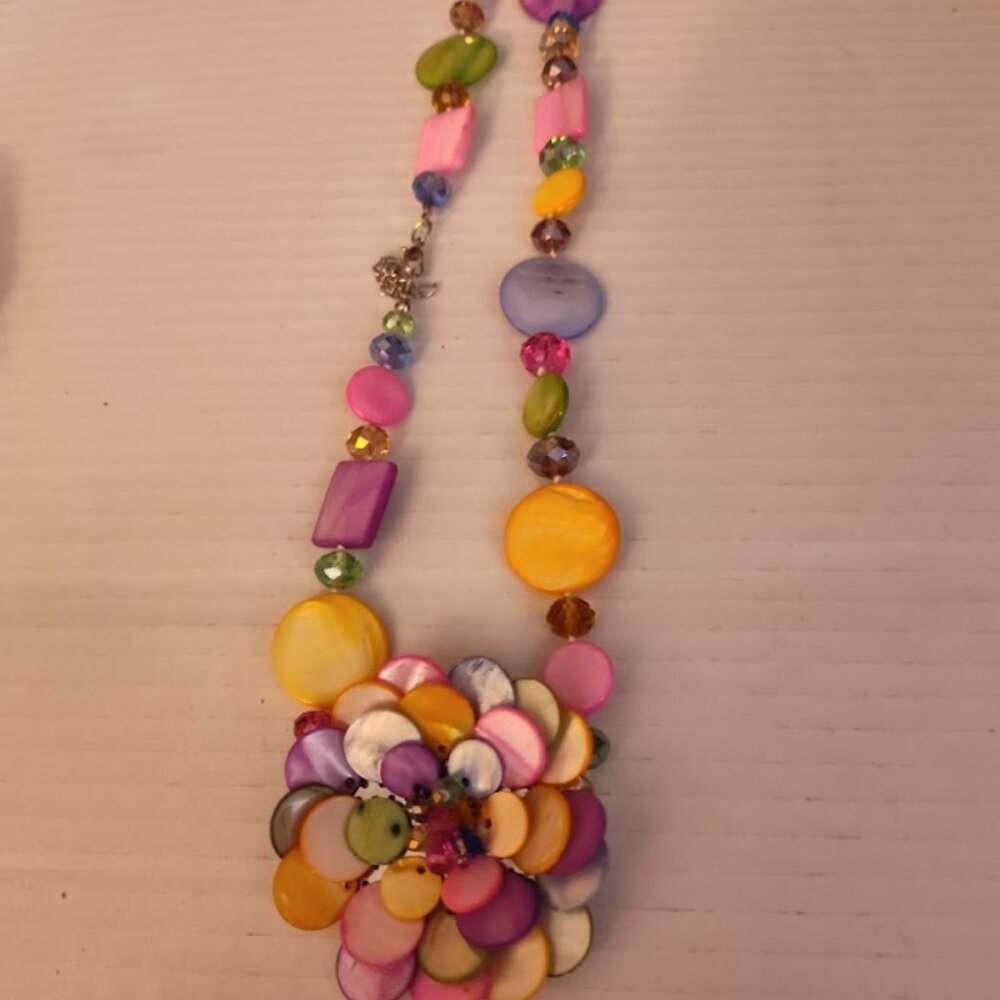 Gorgeous Stunning Flower Statement Necklace